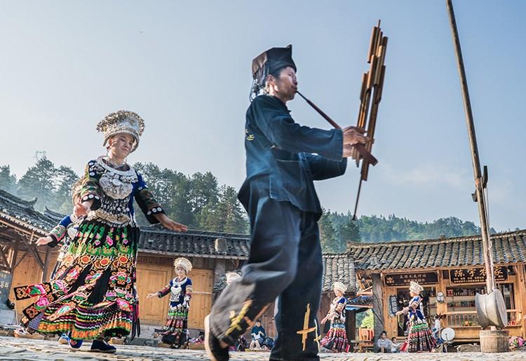 張家界風(fēng)景正好，而您剛好有空